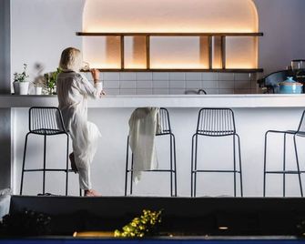 Quartano Suites by Heliessa, Adults Only - Naousa