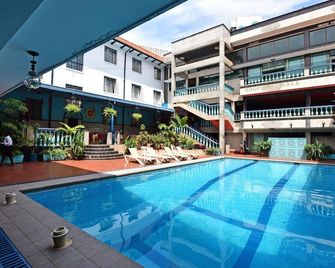 Grand Imperial Hotel - Kampala - Kolam