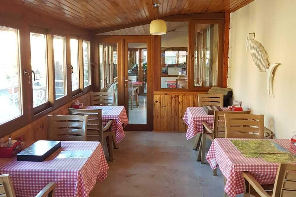 Ay Isigi Hotel, Agva, Turkey - שילה - מסעדה
