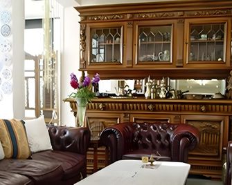 Arabian Art Hotel & Gallery - Kamogawa - Area lounge