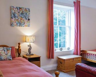 East Wing Apartment in Elgin - Elgin - Bedroom