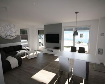 Ferienwohnung Käpten Hook - Peenemünde - Wohnzimmer