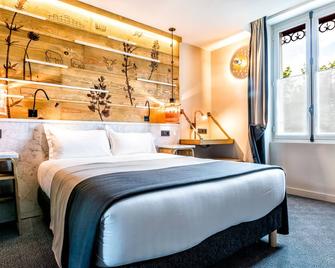 Hotel Restaurant Au Boeuf Couronne - Paris - Bedroom
