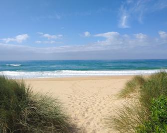 Abel Tasman Waterfront Motel - Lakes Entrance - Playa