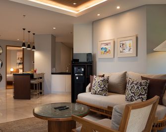 Beachwalk Residence - Kuta