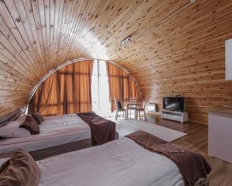 Ski Paradise hotel - Karakol - Bedroom