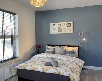 Buccleuch Apartment - Kettering - Bedroom
