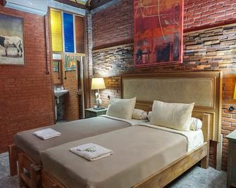 Wisma Pulau Merah - Grajagan - Habitación