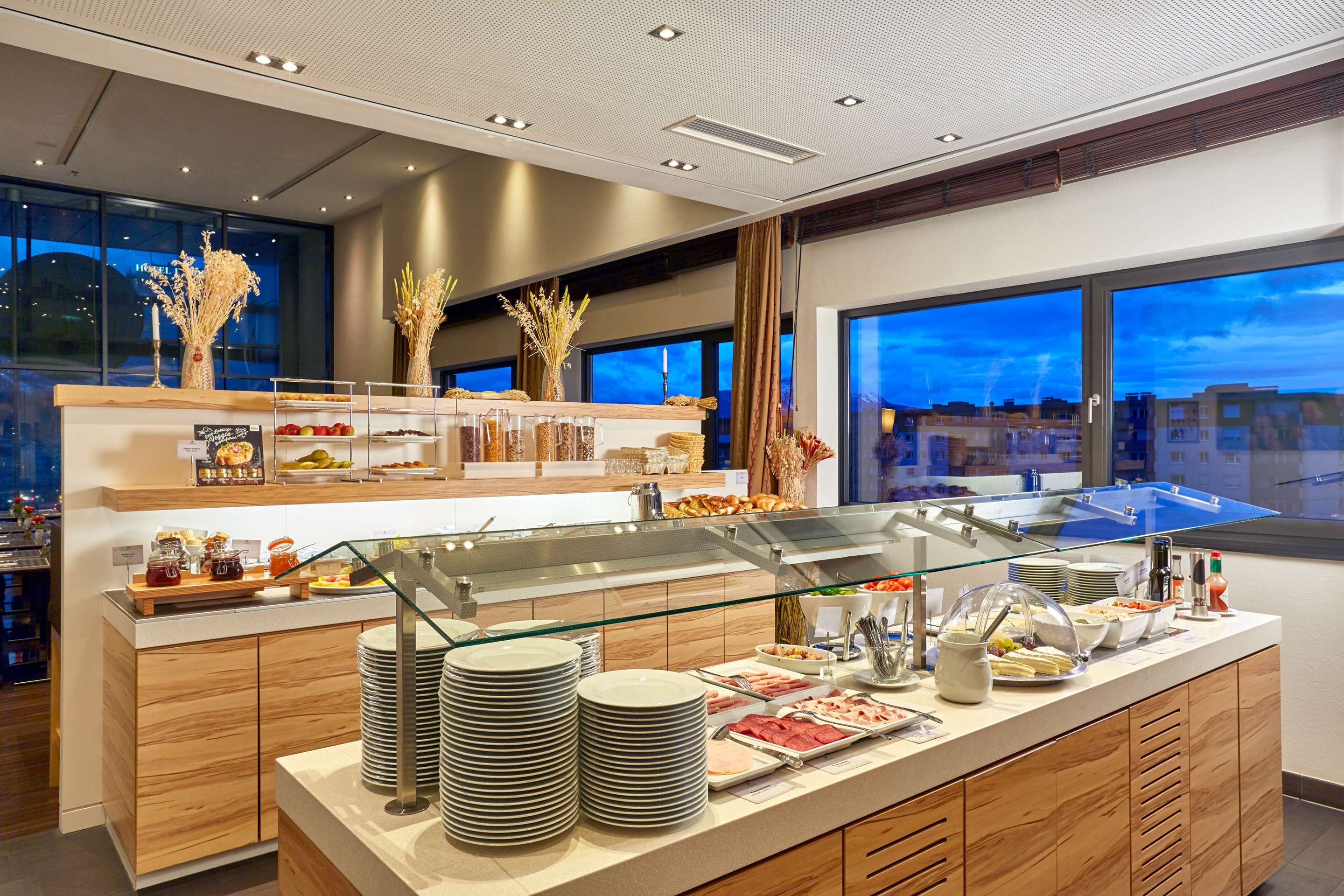 Buffet view of H+ Hotel Salzburg