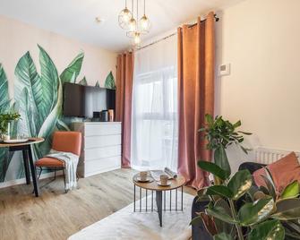 Apartamenty Jaworska 4 Wroclaw - Wroclaw - Living room
