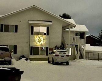 Downtown Bozeman Getaway! - Bozeman - Building