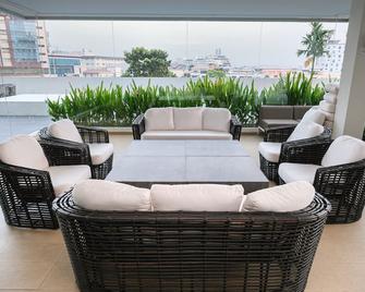 Lovina Residences at Harbour Bay - Lubuk Baja - Balcony