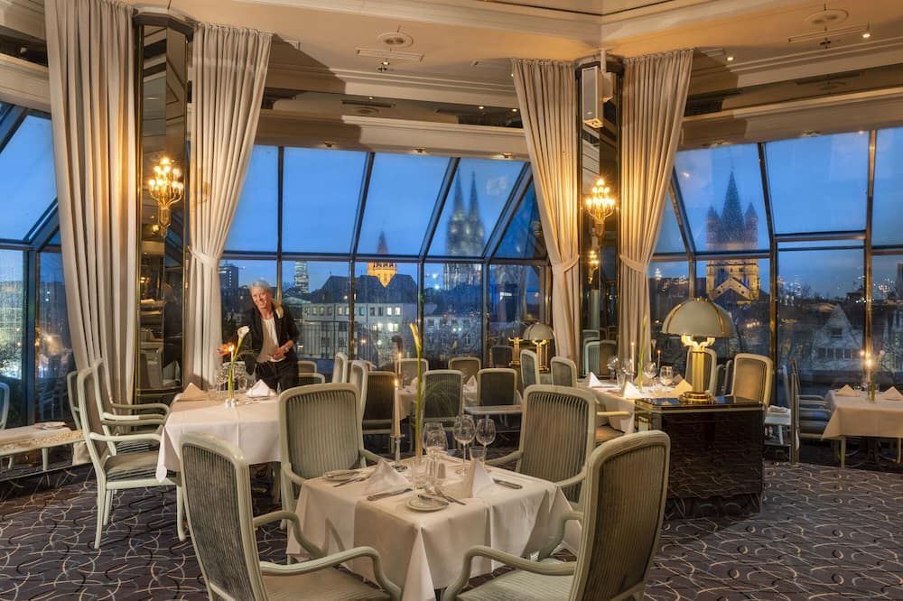 Restaurant view of Maritim Hotel Köln
