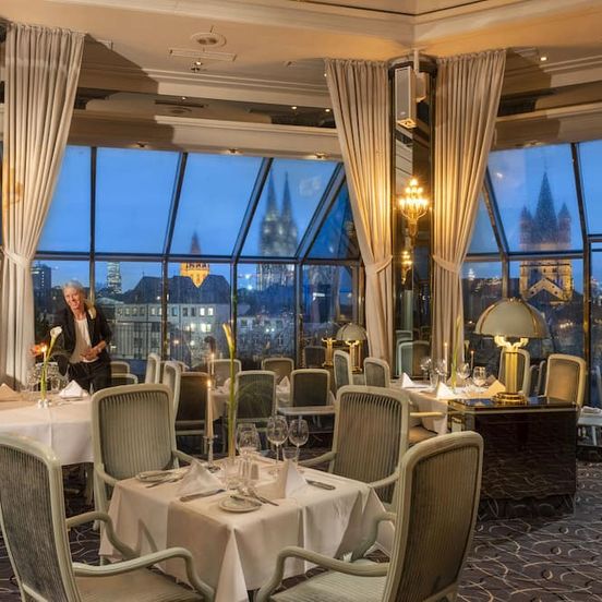 Restaurant view of Maritim Hotel Köln