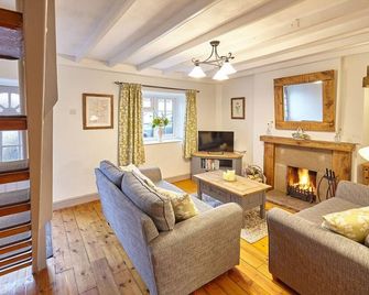 Host Stay Green Willow - Ripon - Wohnzimmer
