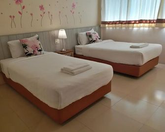 Sand Paisan Resort - Pak Chong - Bedroom