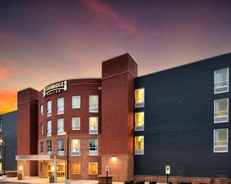 Staybridge Suites Marquette - Marquette - Building