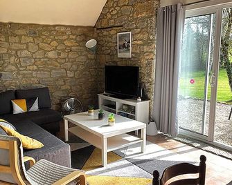 Gite Fenelon - close to Rocamadour and Gouffre de Padirac - Thégra - Living room