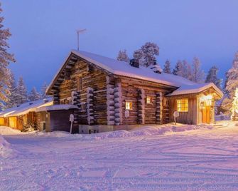 Kuukkeli Hirvas Suite - Saariselka - Building