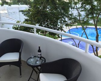 Pool view Modern Studio in Cozumel! - Cozumel - Balkon