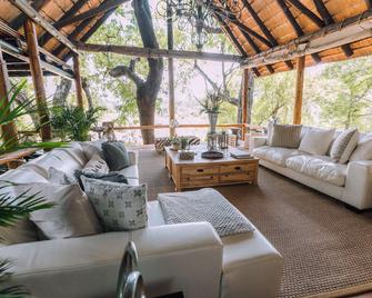 Karongwe Portfolio - Kuname Lodge - Bismark - Sala de estar