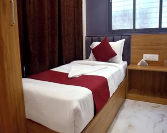 Vogue Cabin Stay Near Nesco - Bombay - Habitación