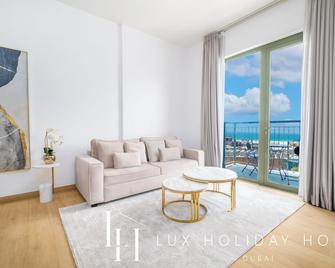 Lux - The La Mer Sea View Suite 3 - Dubai - Living room