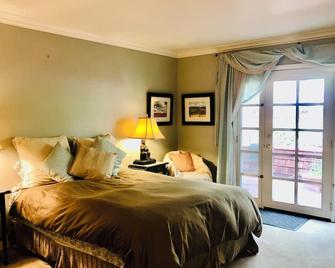 Tranquil Master Suite Studio With Private Entrance In Charming Fairfax - Fairfax - Bedroom