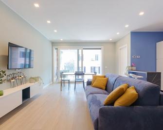 Exclusive terrace Garden View - 15 min from Duomo - Milano - Soggiorno