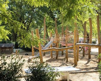 Huttopia Le Moulin - Saint-Martin-d’Ardèche - Patio
