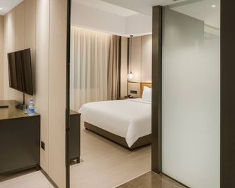 Paco Hotel Datang Metro Guangzhou - Cantón