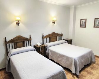 Hostal Bellido - Montilla - Habitación