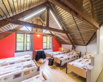 Auberge de Jeunesse de Bouillon - Bouillon - Habitación