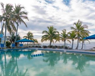 The Neptune Resort - פורט מאיירס ביץ' - בריכה