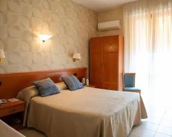 Hotel Pardini - Viareggio - Bedroom