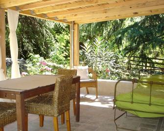 Holidays in the Cévennes in Aumessas [Le Vigan] - Aumessas - Patio