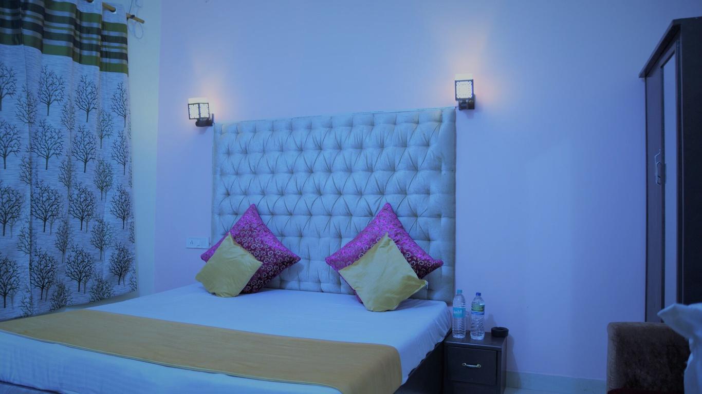 Sunflower Hostel & Hotel