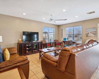 American Pride - Jamaica Beach - Huiskamer