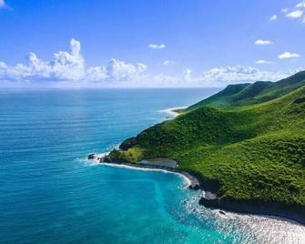 AURA 1 room with private pool | Villa 11 - Anse-Marcel