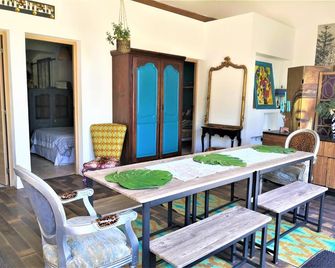 Marseille-au-bord-de-l'eau - Marsella - Patio