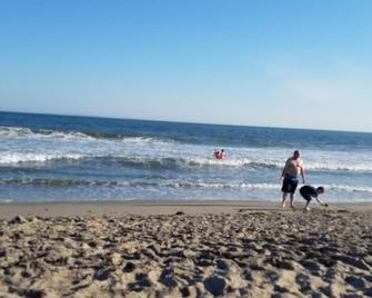 Reserve Your Own Snug Harbor Ri Cottage Flexible 14-Day Cancellation - Wakefield - Beach