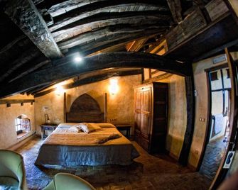 Hotel Palacio de Elorriaga - Vitoria - Schlafzimmer