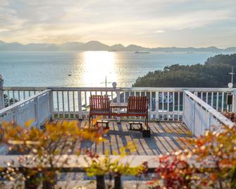 Namhae Whale's Dream - Namhae - Balcony