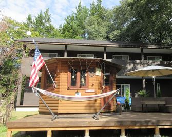 Trailer House Hotel Jennie - Miyota