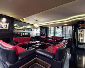 Grand Hotel Hebar - Pasardschik - Lounge