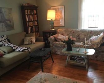 Wine Country 4 bedrooms - Wellington - Вітальня