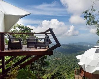 Trekker Glamping - Santa Marta - Balcón
