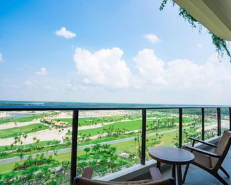 Forest City Golf Hotel - Gelang Patah - Balcony