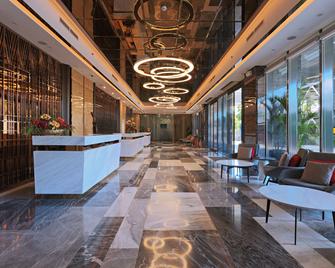 Best Western Plus Metro Clark - Angeles City - Reception