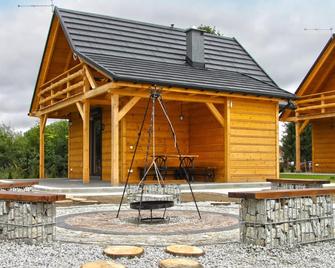 Attractive Holiday Home At Lubusz Near Lake - Bucze - Patio